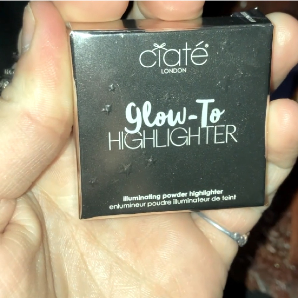 Ciate London Glow To Highlighter Illuminating powder highlighter (Moondust)